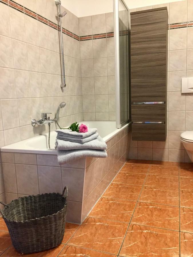 Ferienwohnung am Wasser Villa Graf von Pfeil Dresden Exterior foto